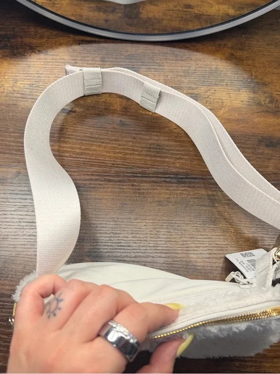 lululemon Cream Sherpa Crossbody Bag with Gold Zipper - Picture 2 of 5